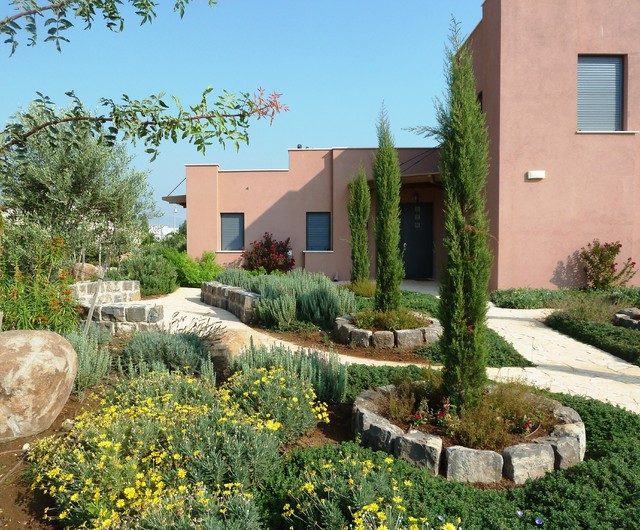 hortikultura.mk_mediteranski_cempres_6